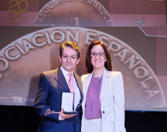 REcorte Entrega la medalla 2025 de la AEC al CEDEX