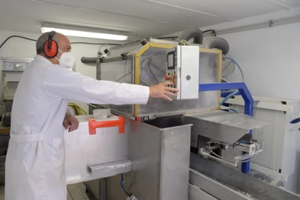 Foto de la cortadora de hormigón