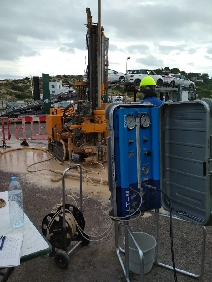 Aporte de presión a la sonda mediante suministro de gas 