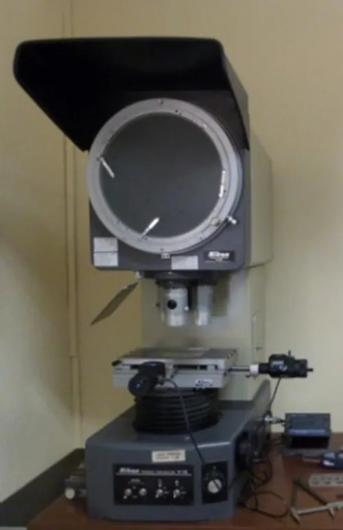 Foto del proyector de perfiles