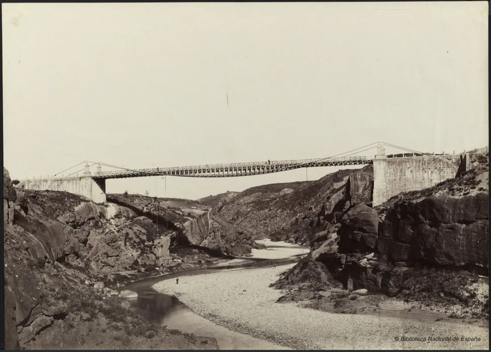 Puente colgante del río Alcanadre