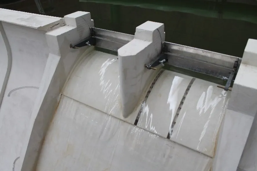 Modelo físico de la presa de Amadorio