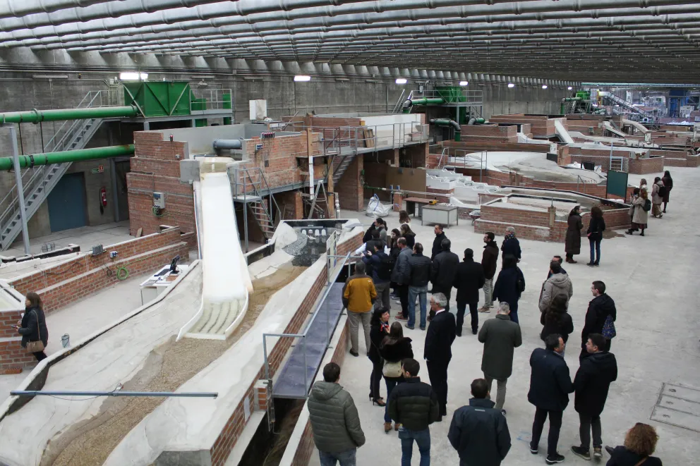 Visita MITMS y MITECO al CEH. Laboratorio de Hidráulica 1