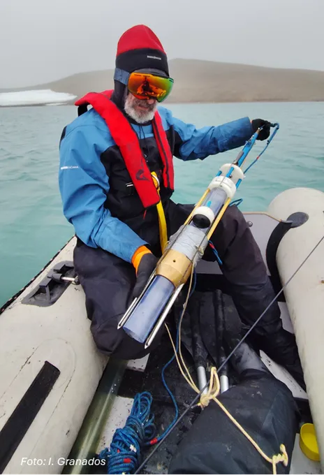 Proyecto Meridian. Equipo obtención testigos sedimento. Antártida