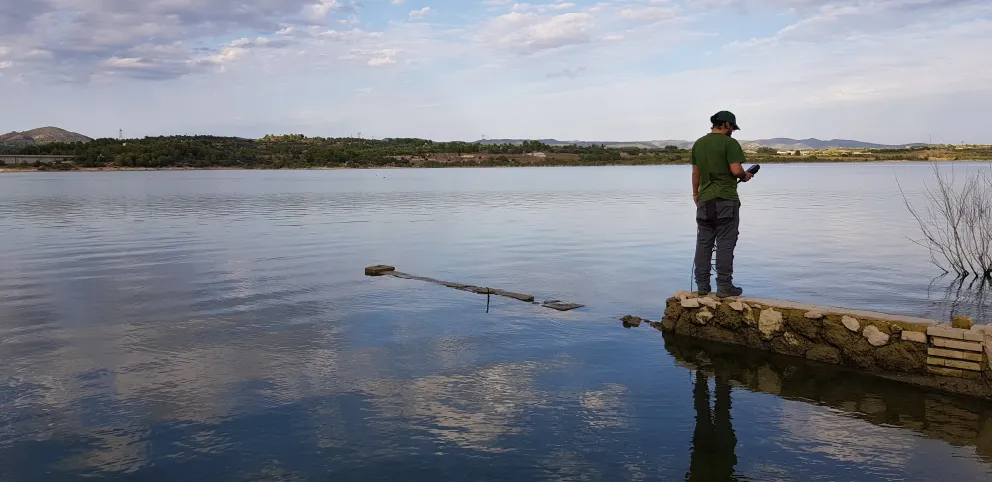 Medida in situ de parámetros inestables en un embalse