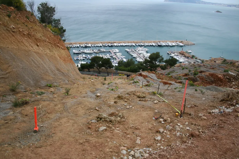 Deslizamiento estudiado con métodos sísmicos y eléctricos