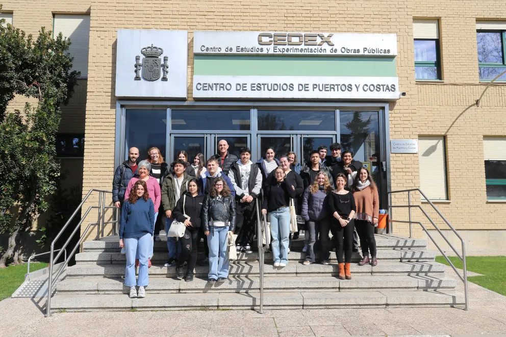 Visita de alumnos en el CEPYC