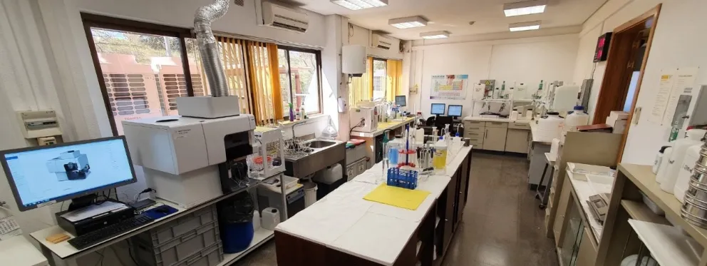 Vista del laboratorio de Lixiviación del CET