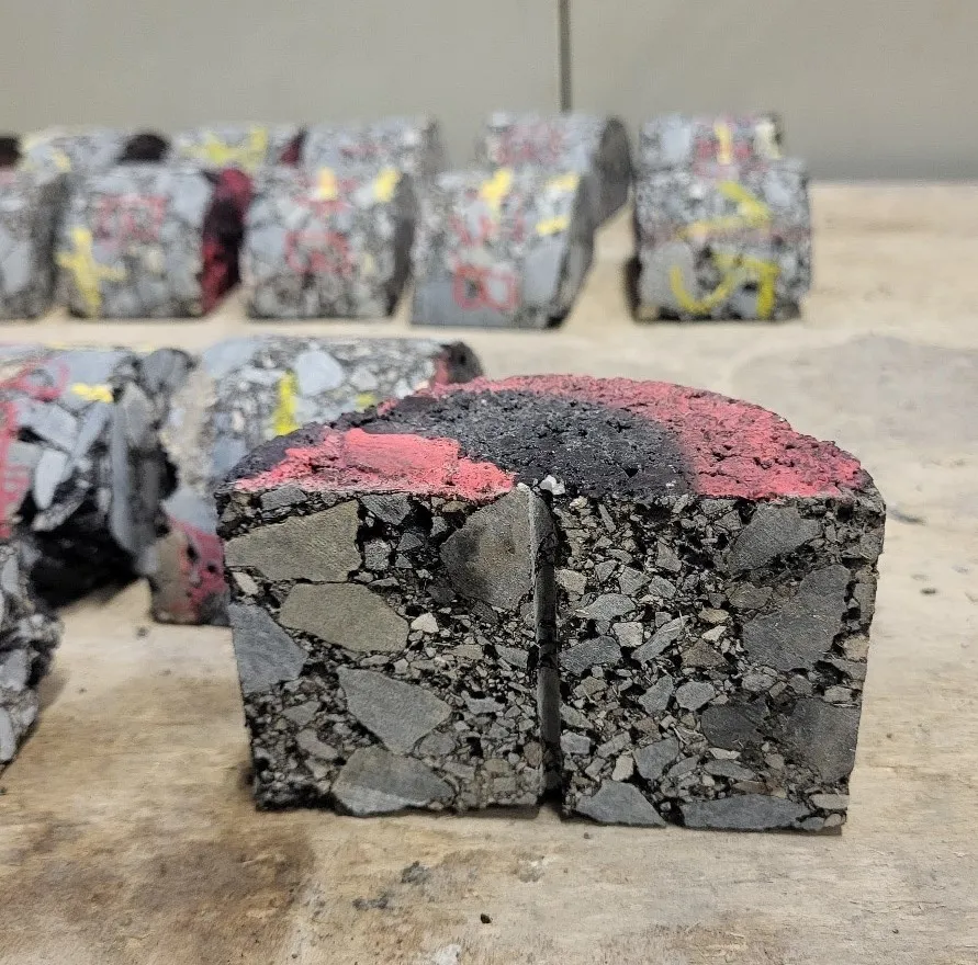 Probeta cortada para la ejecución del ensayo