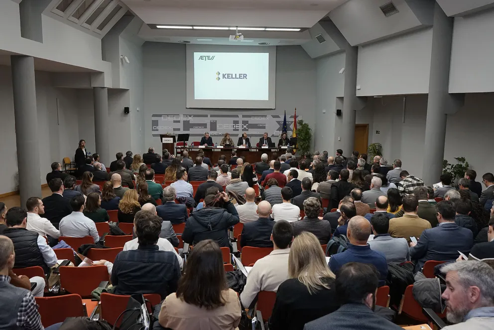 Vista del salón de actos jornadas SEMSIG-AETESS