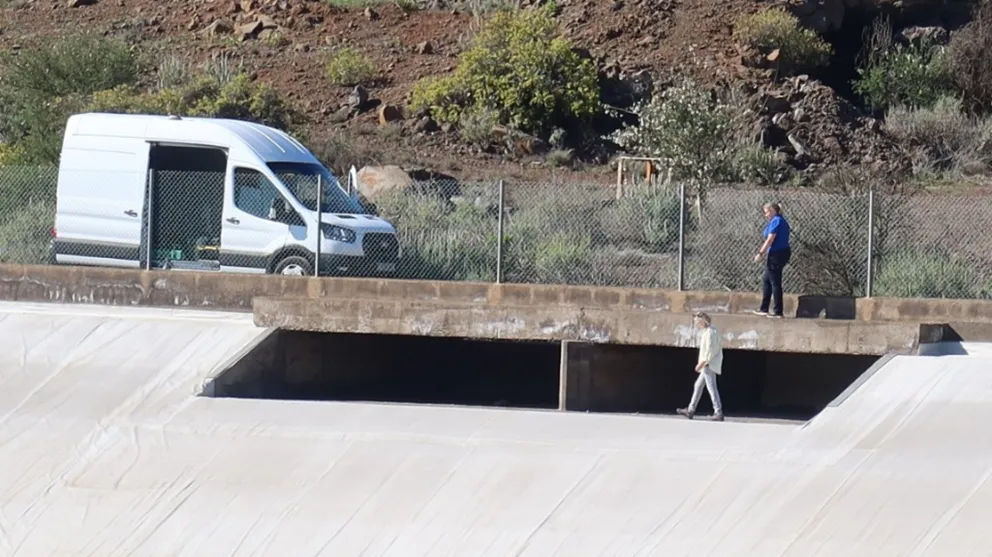 reunión con el Consejero Delgado del Sector Primario del Cabildo de Tenerife con técnicos del Laboratorio Central de Estructuras y Materiales del CEDEX