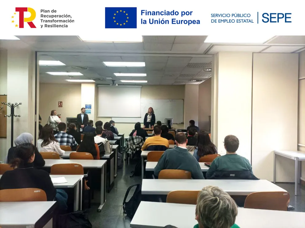 22 nuevos empleados, Primera Experiencia en la Administración Pública