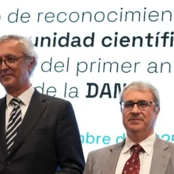 Portada reconocimiento científico