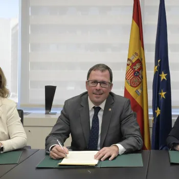 Firma convenio ERJU