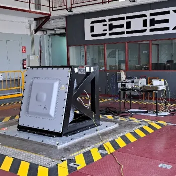 Ensayo para INDRA en el simulador sísmico del LCEYM