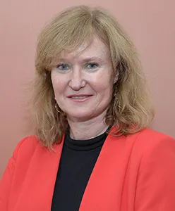 foto de la Directora del CEDEX